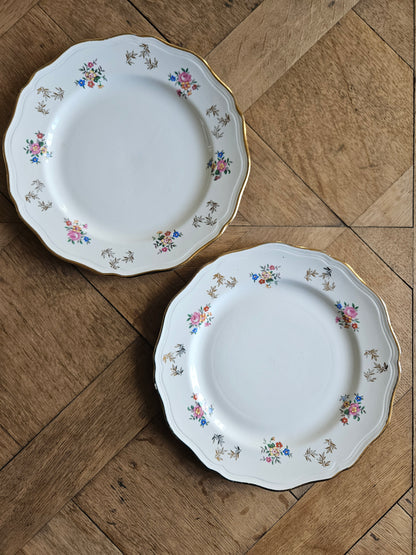 Assiettes plates dépareillées, L’Amandinoise et Digoin