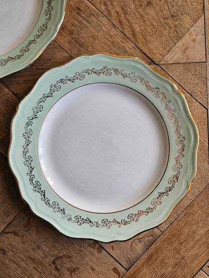 Assiettes plates dépareillées, L’Amandinoise et Digoin