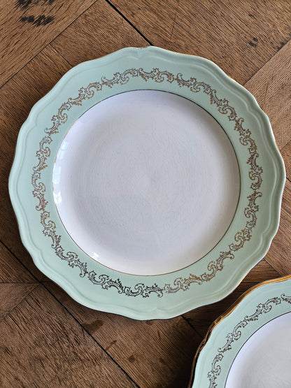 Assiettes plates dépareillées, L’Amandinoise et Digoin