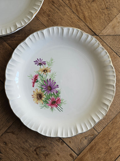 Assiettes plates dépareillées, L’Amandinoise et Digoin