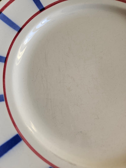 Assiettes plates Moulin des Loups, décor basque