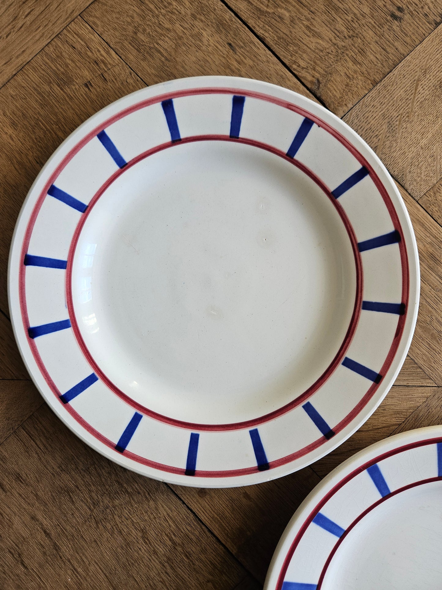 Assiettes plates Digoin, Basque