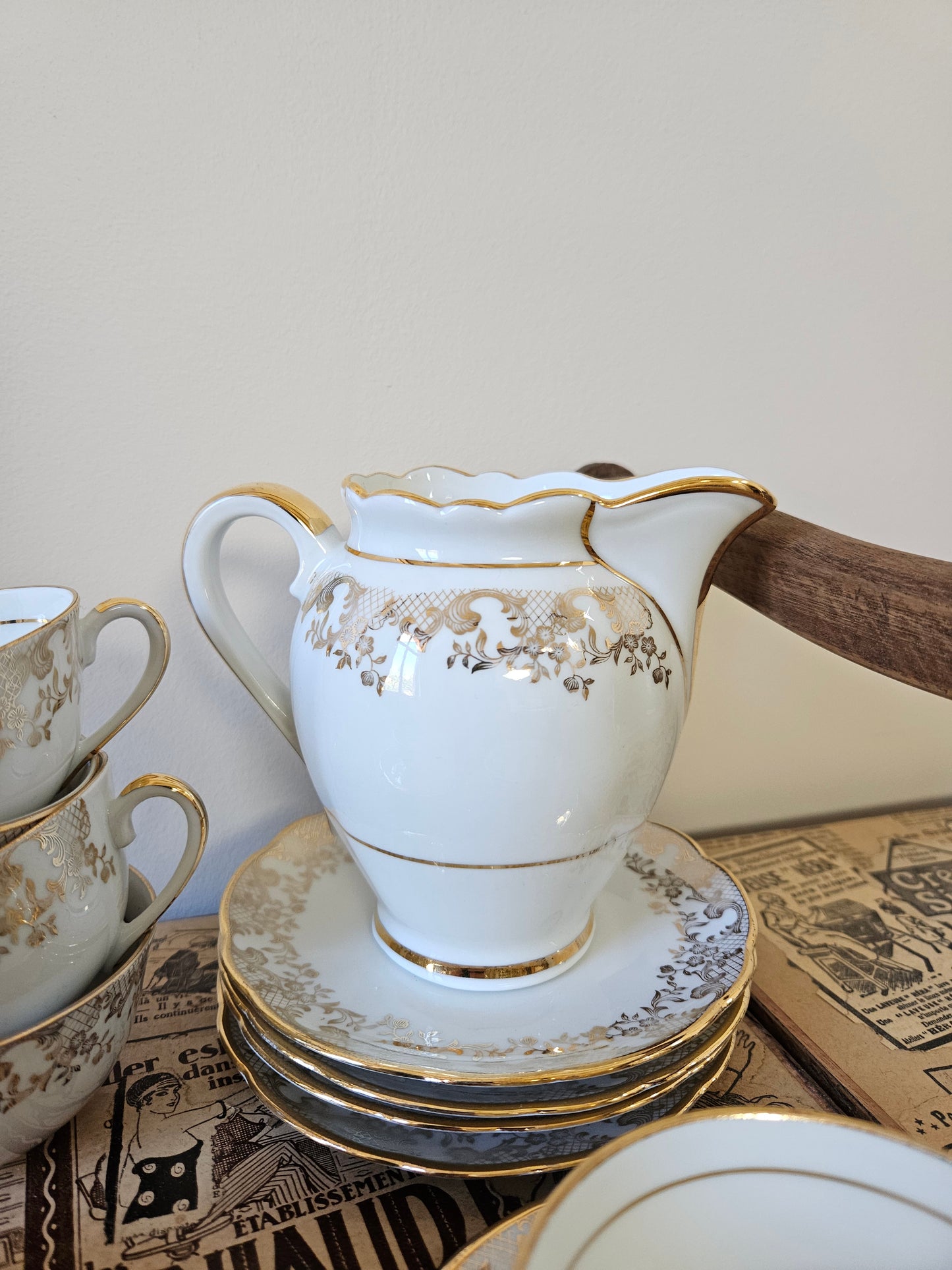 Tasses en porcelaine, dorées