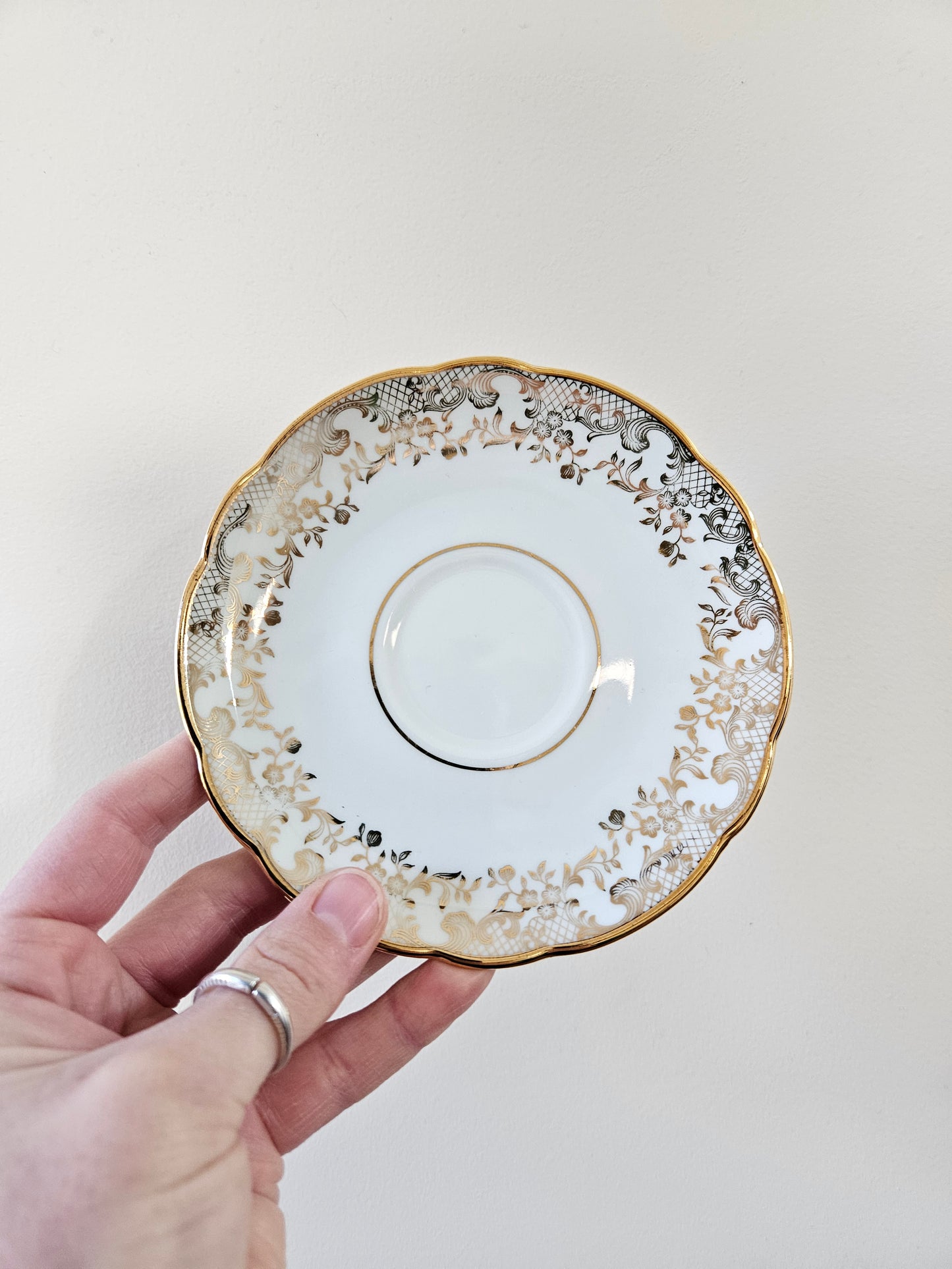 Tasses en porcelaine, dorées