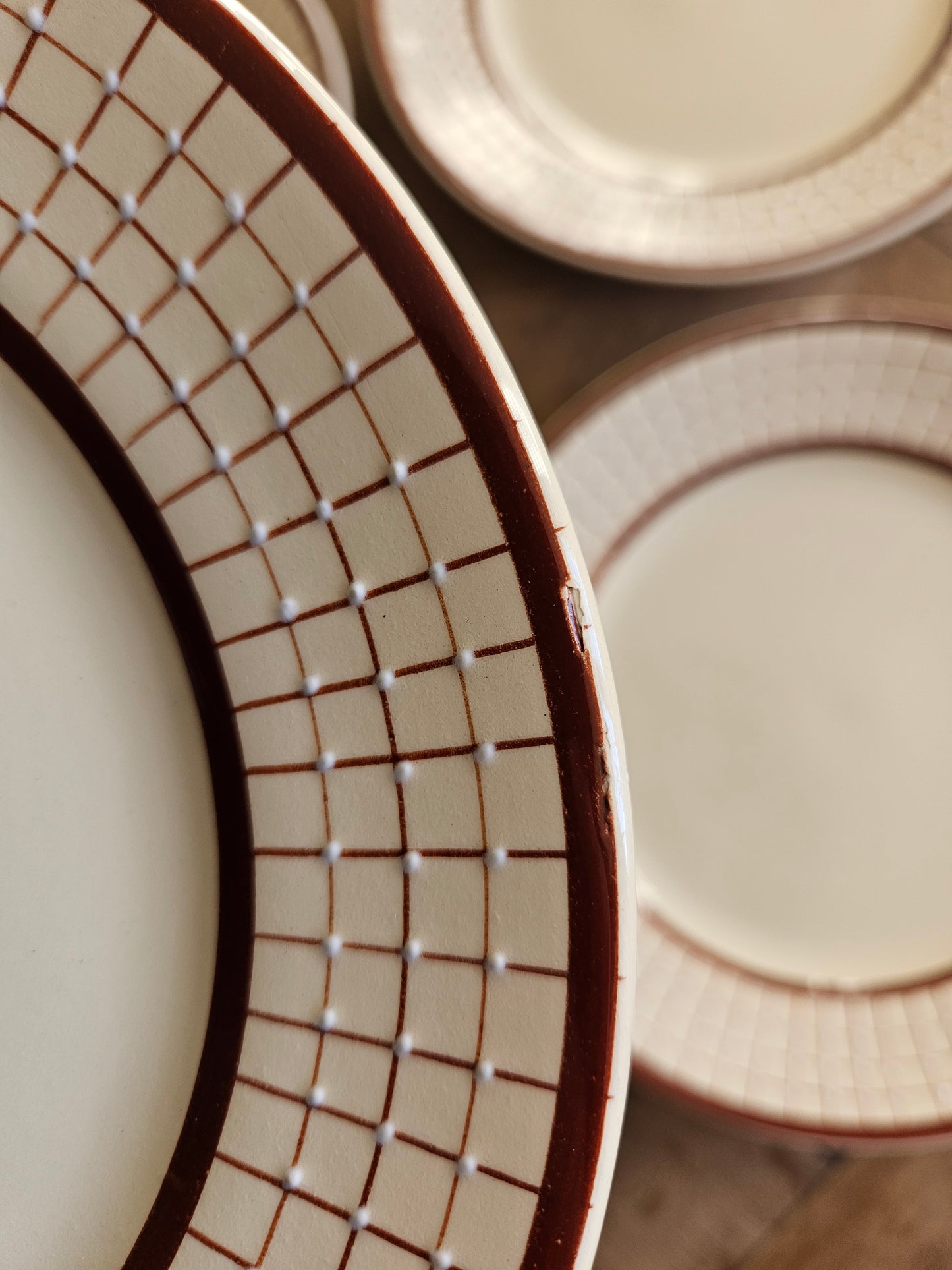 Assiettes plates Longchamp, Colmar