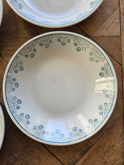 Assiettes calottes Digoin, décor vert