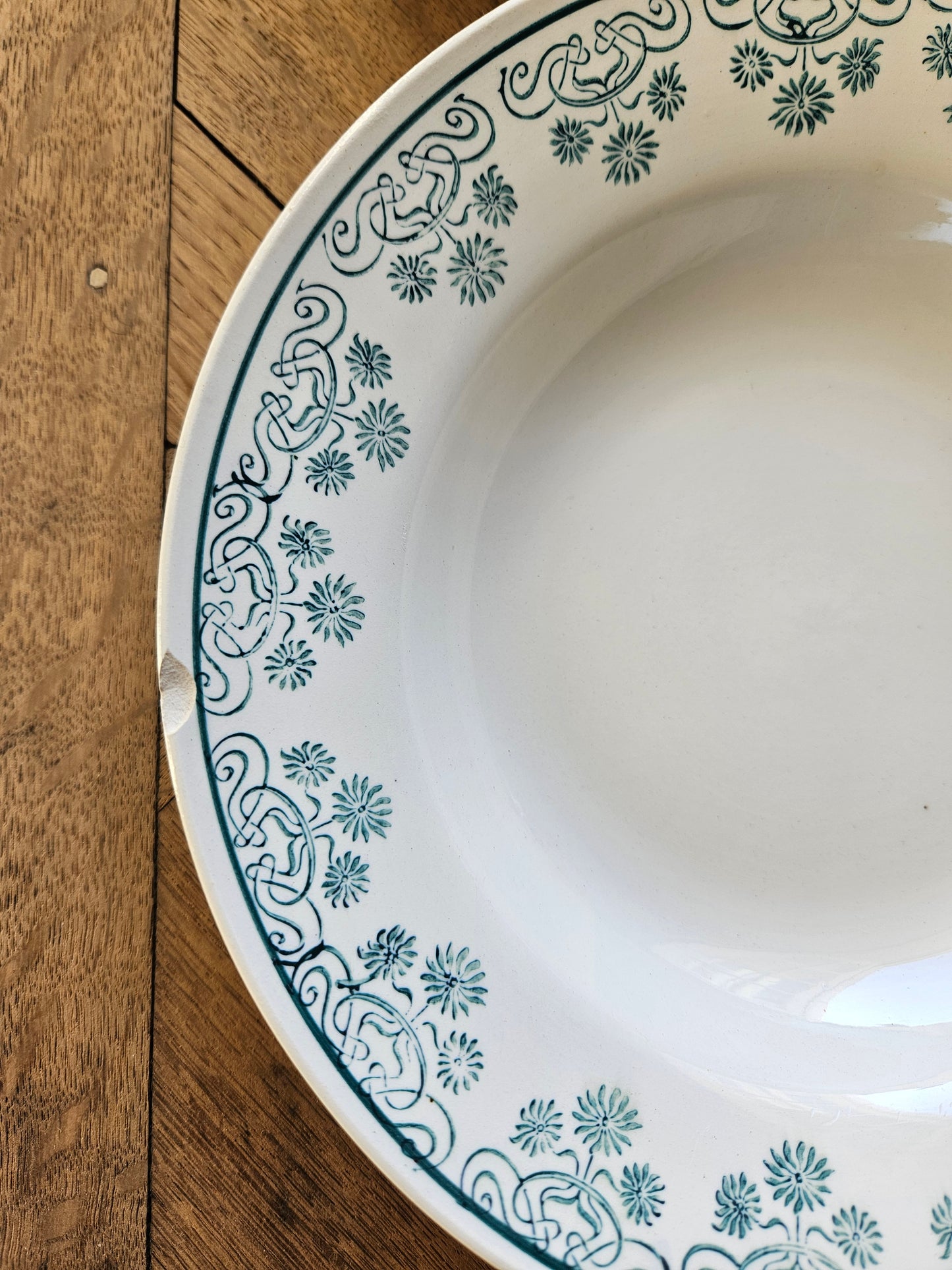 Assiettes creuses Digoin, décor vert