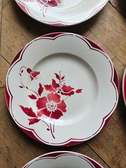Assiettes à dessert Gien, fleurs rouges