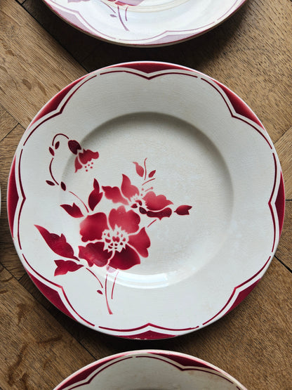 Assiettes à dessert Gien, fleurs rouges