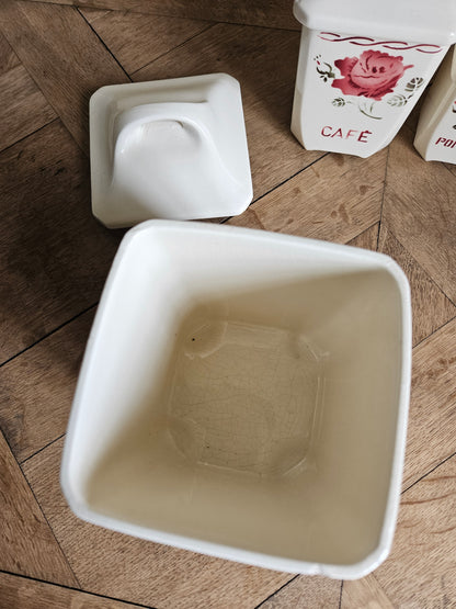 Série de pots à épices Badonviller, Germaine