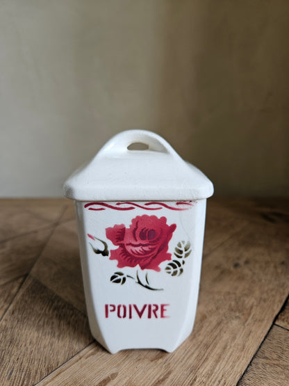 Série de pots à épices Badonviller, Germaine