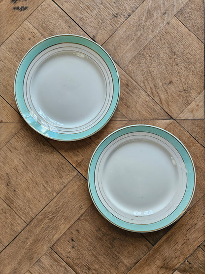 Assiettes dépareillées