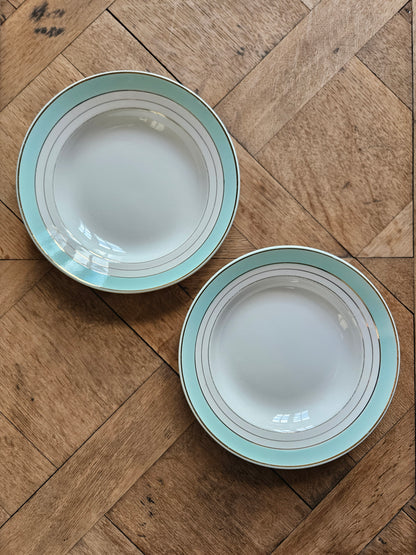 Assiettes dépareillées