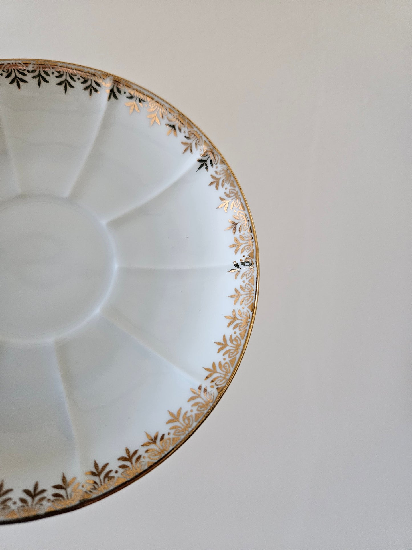 Porcelaine ancienne dorée, shabby chic