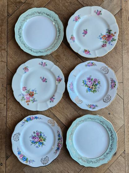 Assiettes à dessert dépareillées shabby chic