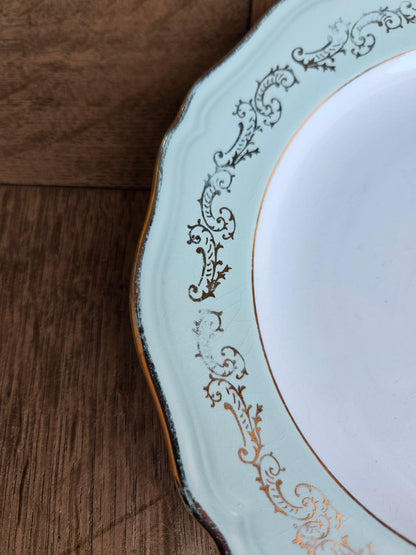 Assiettes à dessert dépareillées shabby chic