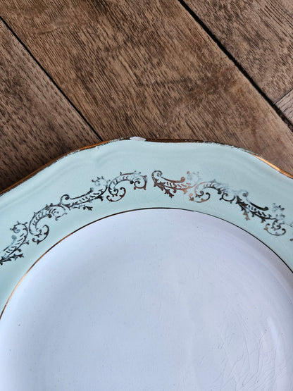 Assiettes à dessert dépareillées shabby chic