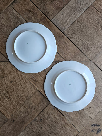 Assiettes à dessert dépareillées shabby chic