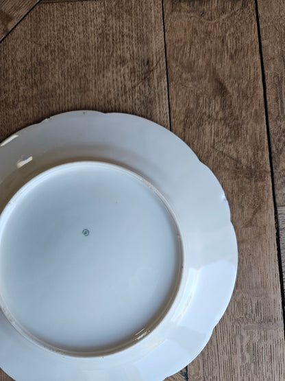 Assiettes à dessert dépareillées shabby chic