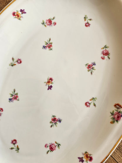 Plat ovale vintage en porcelaine, petites fleurs