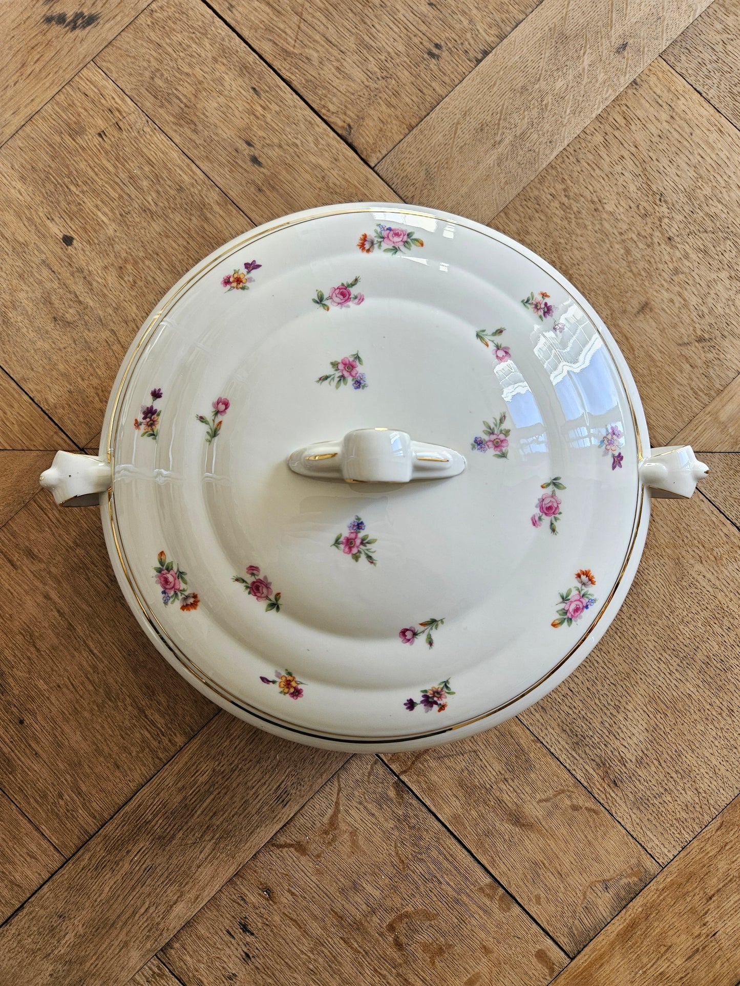 Soupière vintage en porcelaine, petites fleurs