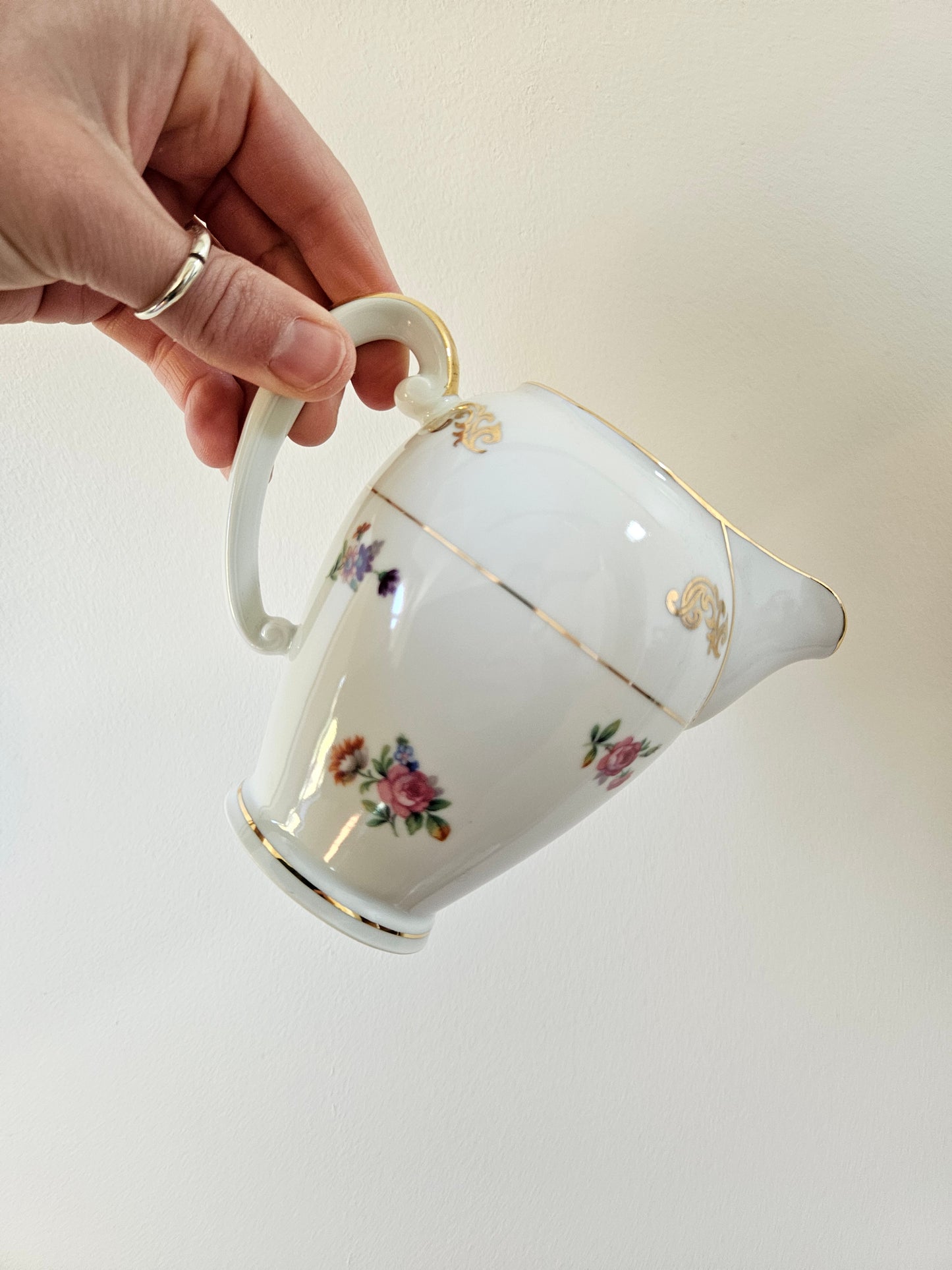 Service à café en porcelaine SFP, petites fleurs