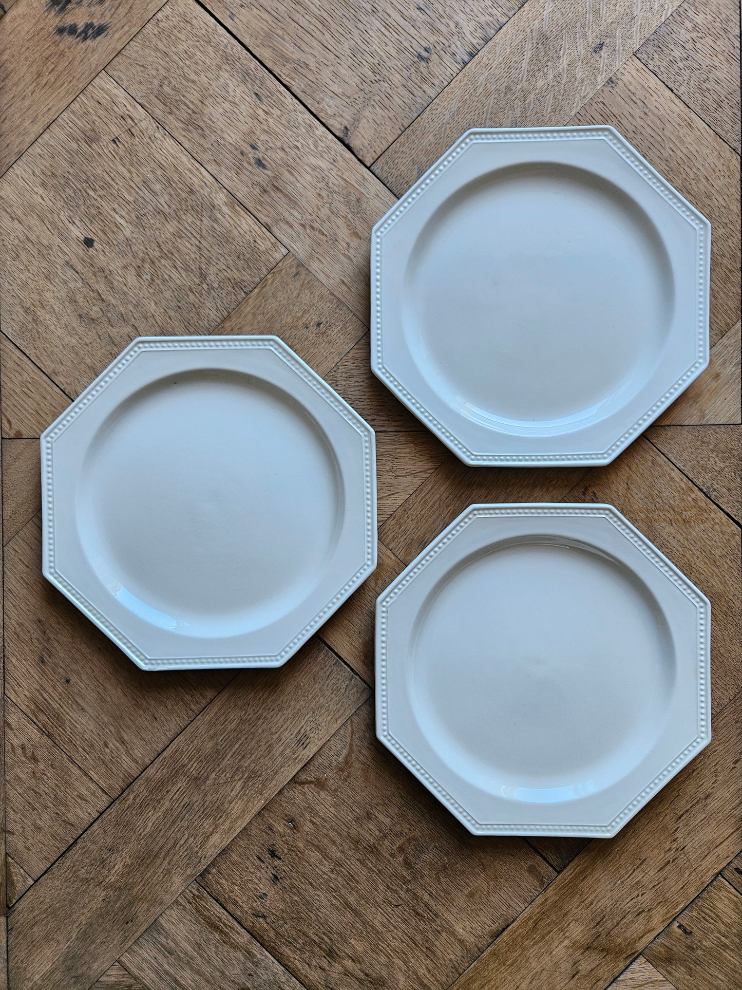 Assiettes à dessert octogonales perlées Montereau #1