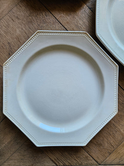 Assiettes plates octogonales perlées Montereau