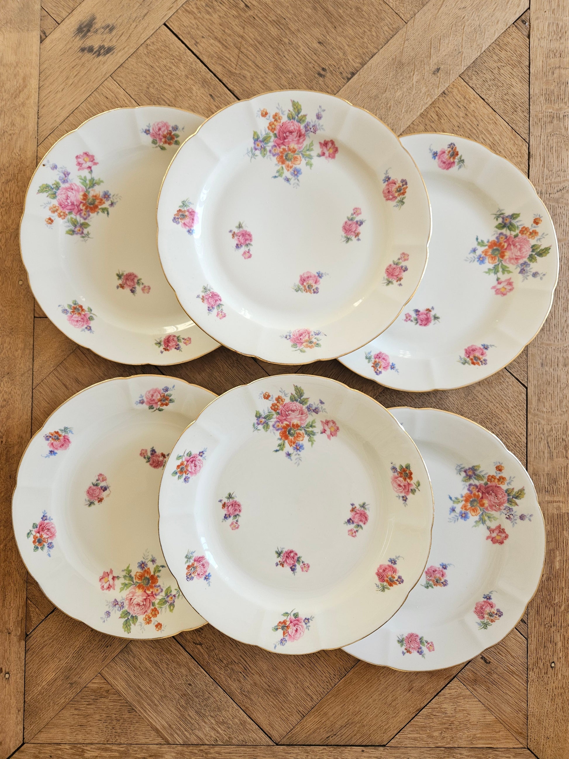 Lot de 6 assiettes anciennes shabby chic décor fleuri