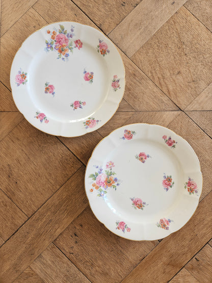 Assiette sur pied vintage en porcelaine, bouquets de fleurs