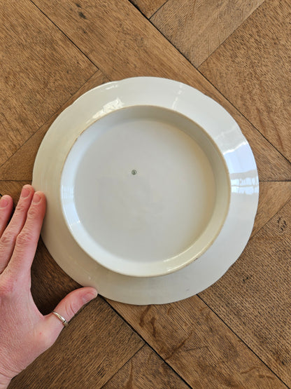 Assiette sur pied vintage en porcelaine, bouquets de fleurs
