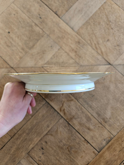 Assiette sur pied vintage en porcelaine, bouquets de fleurs