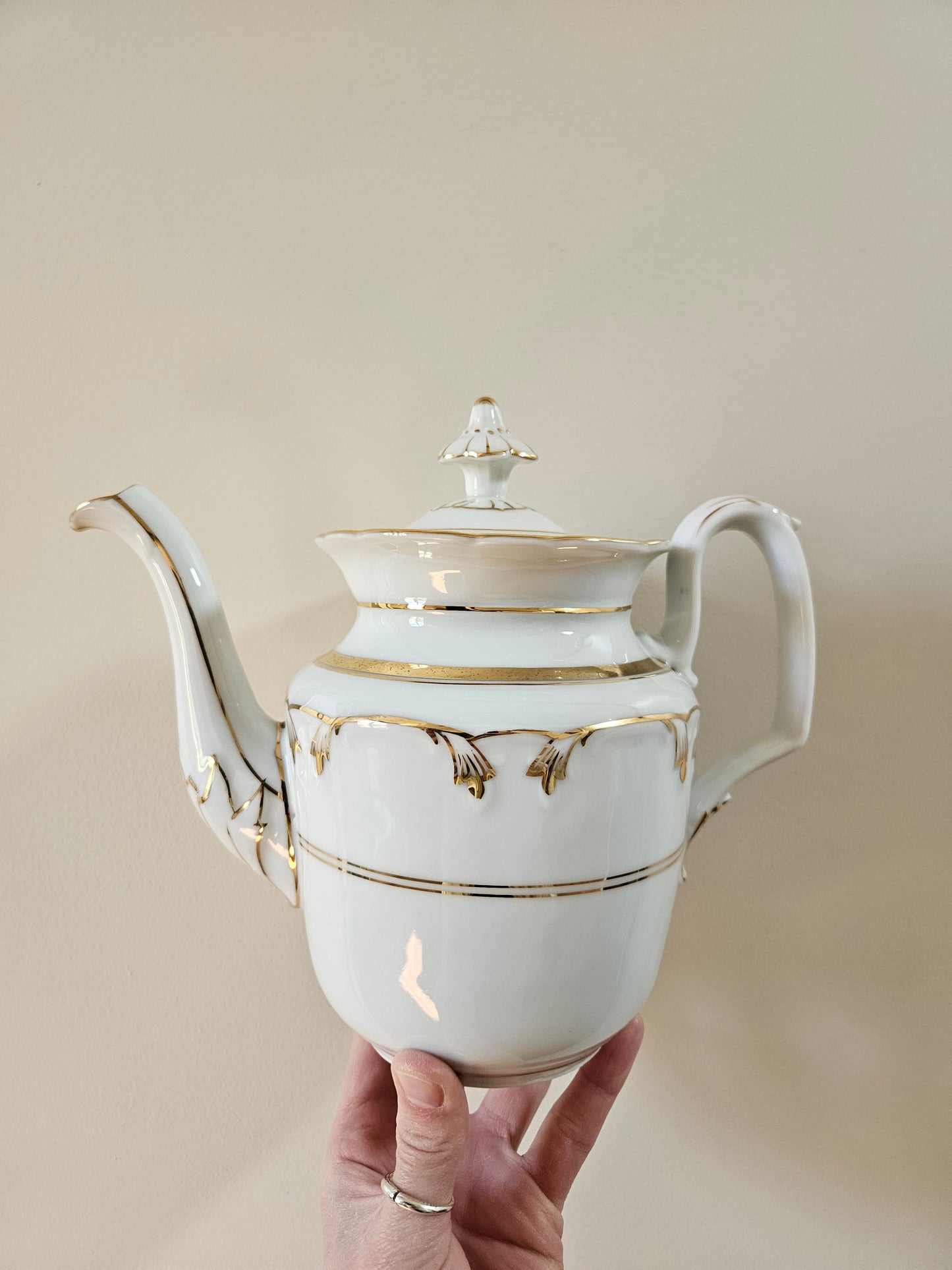 Service à thé en porcelaine, blanc & doré