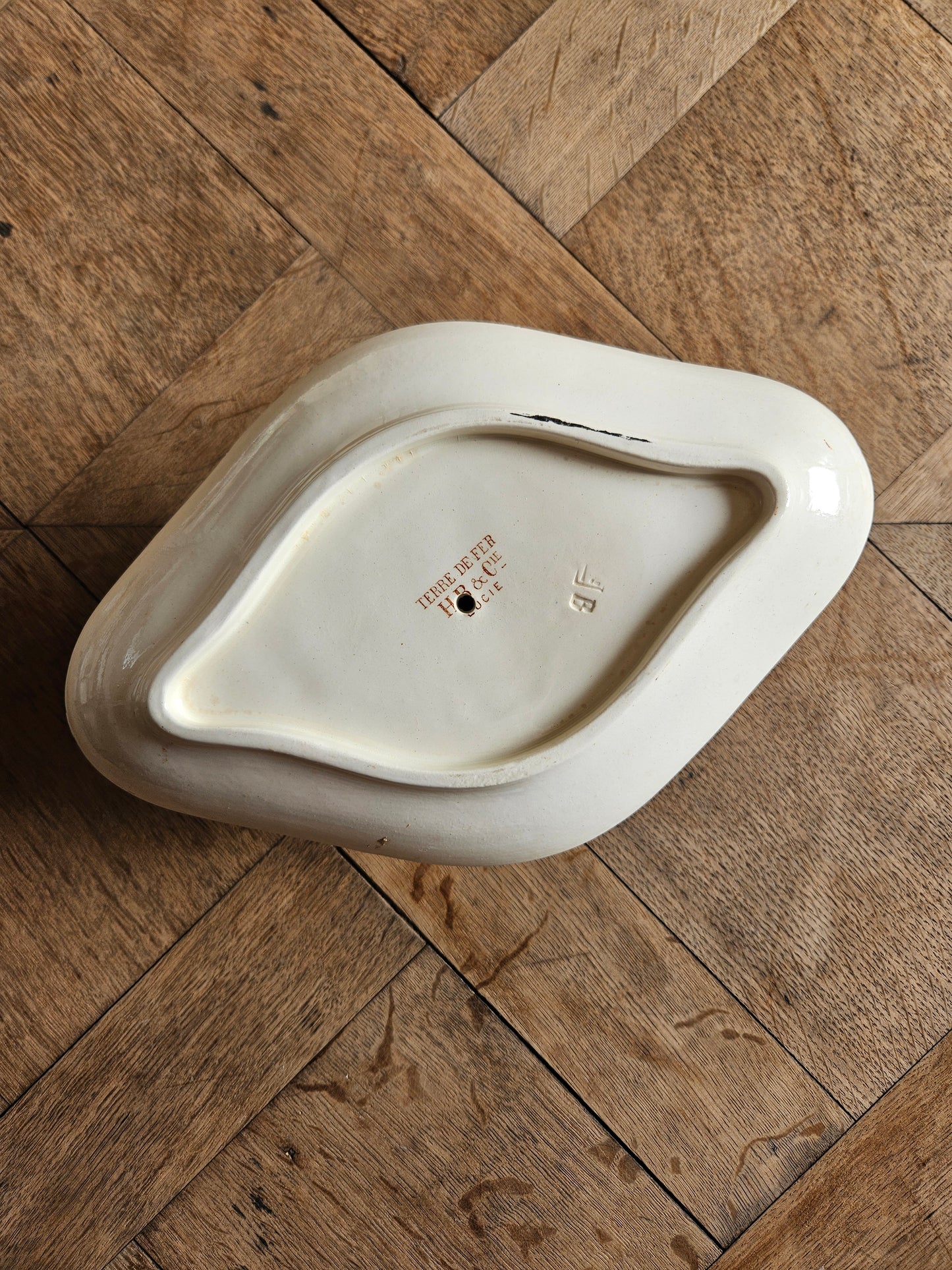 Saucière HB & Cie, Lucie