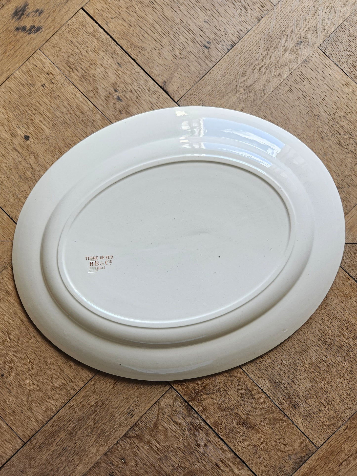 Plat ovale HB & Cie, Lucie