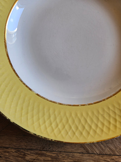 Assiettes creuses dépareillées 100% dépareillées