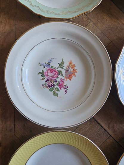 Assiettes creuses dépareillées 100% dépareillées