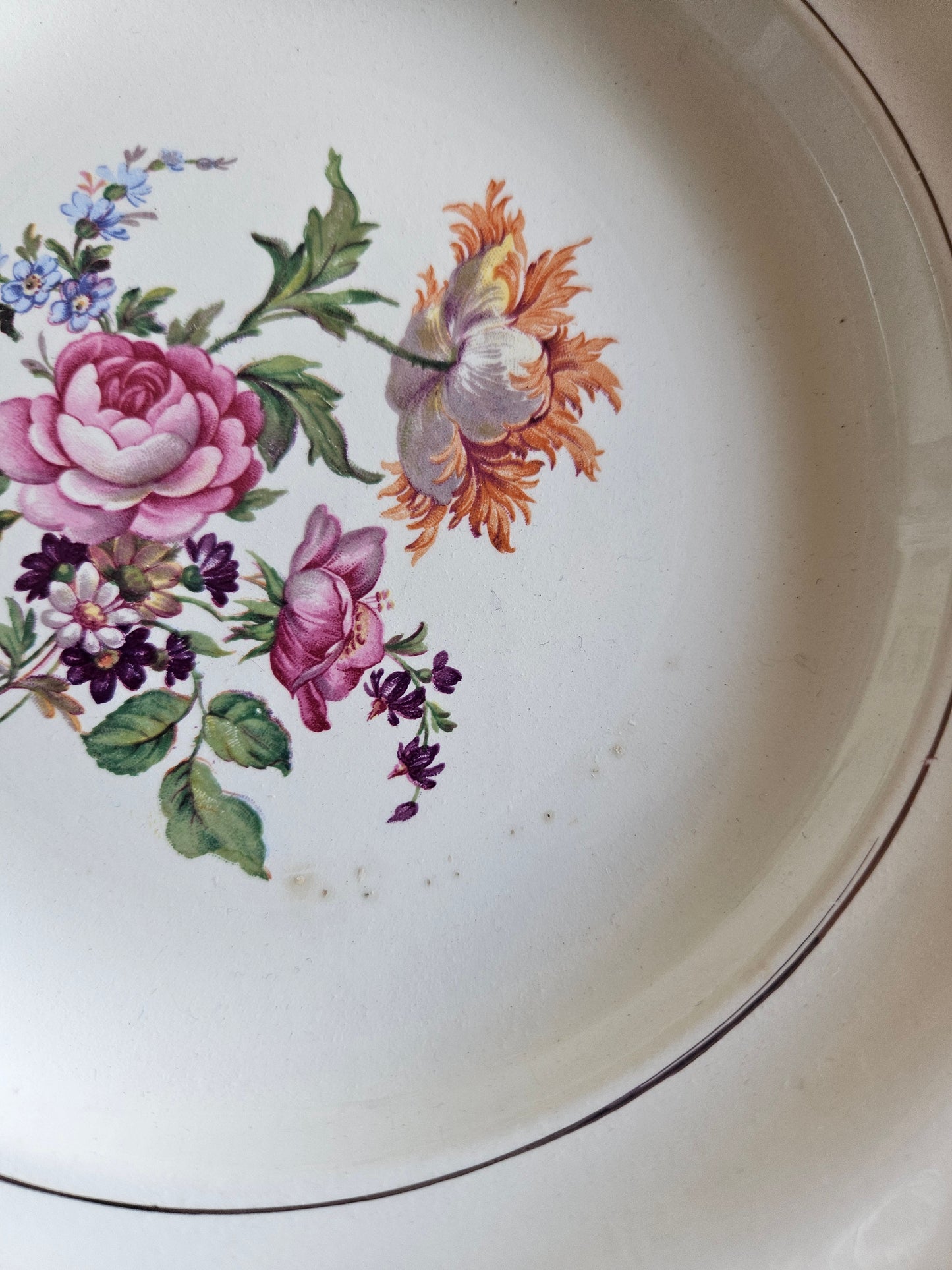 Assiettes creuses dépareillées 100% dépareillées