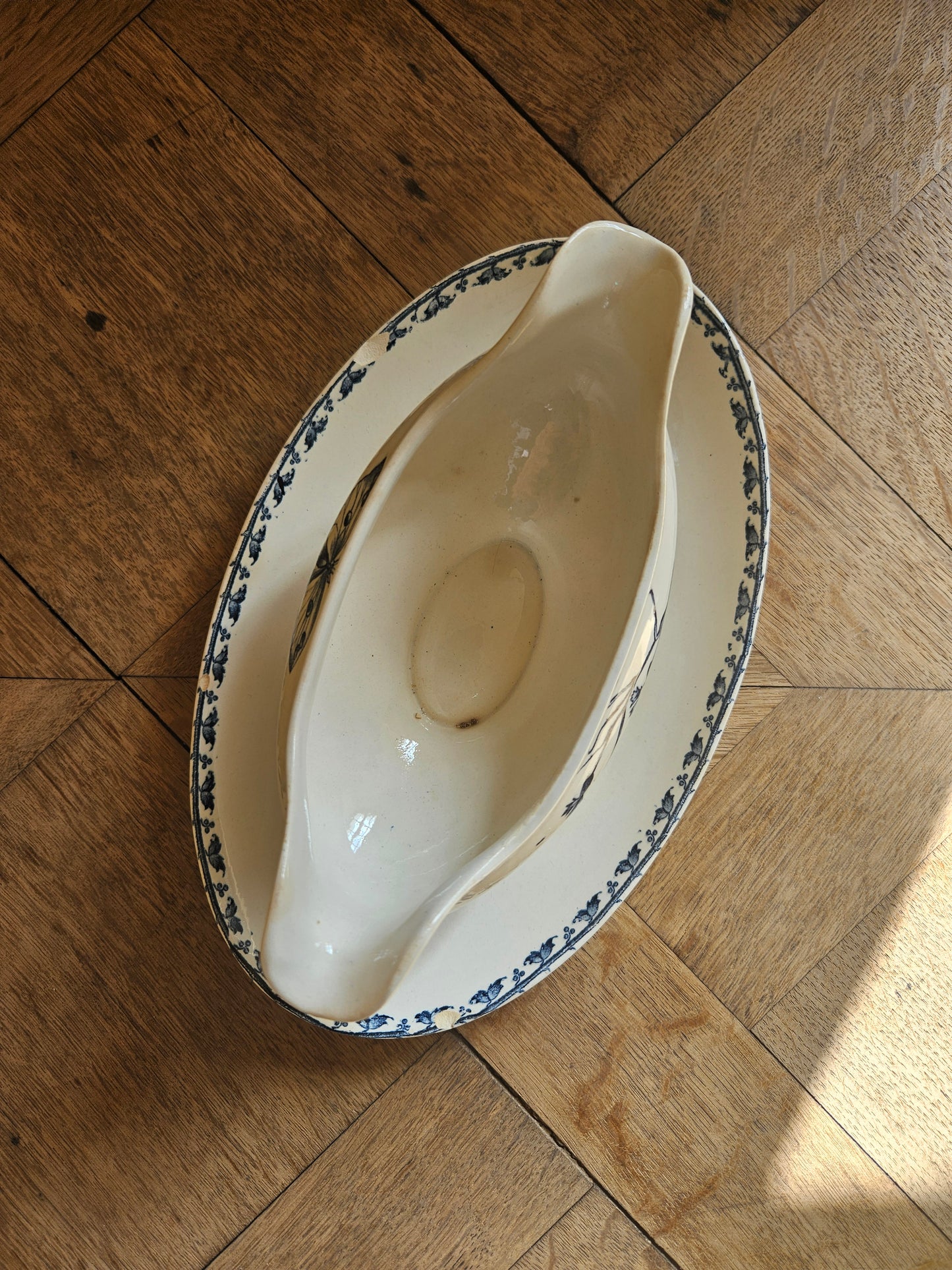 Saucière U&C Sarreguemines, Carmen