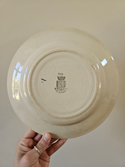 Assiette plate St Amand, décor basque