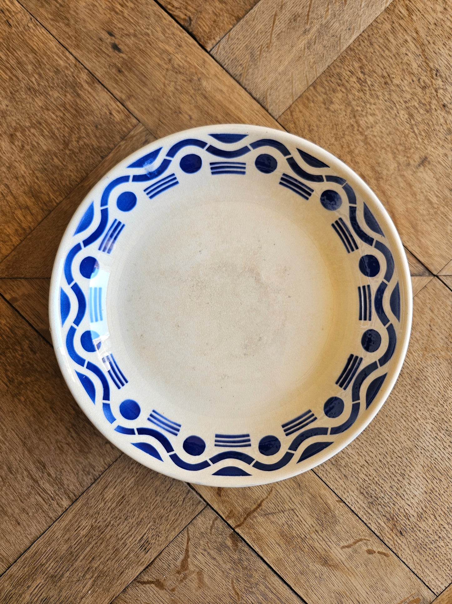 Assiette sur pied Badonviller, Azur