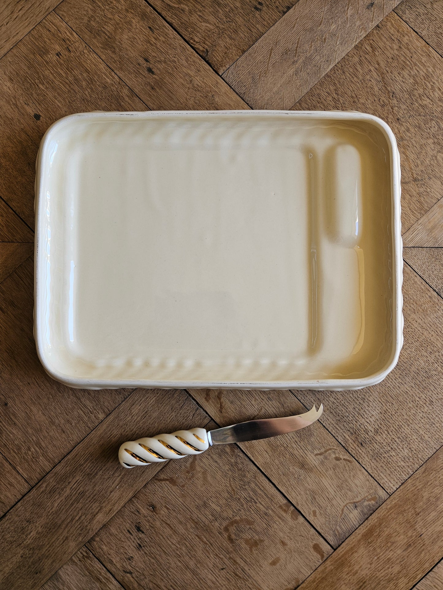 Plateau à fromage et son couteau
