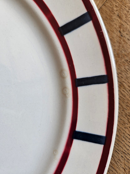 Assiettes plates Fenal Badonviller, décor basque