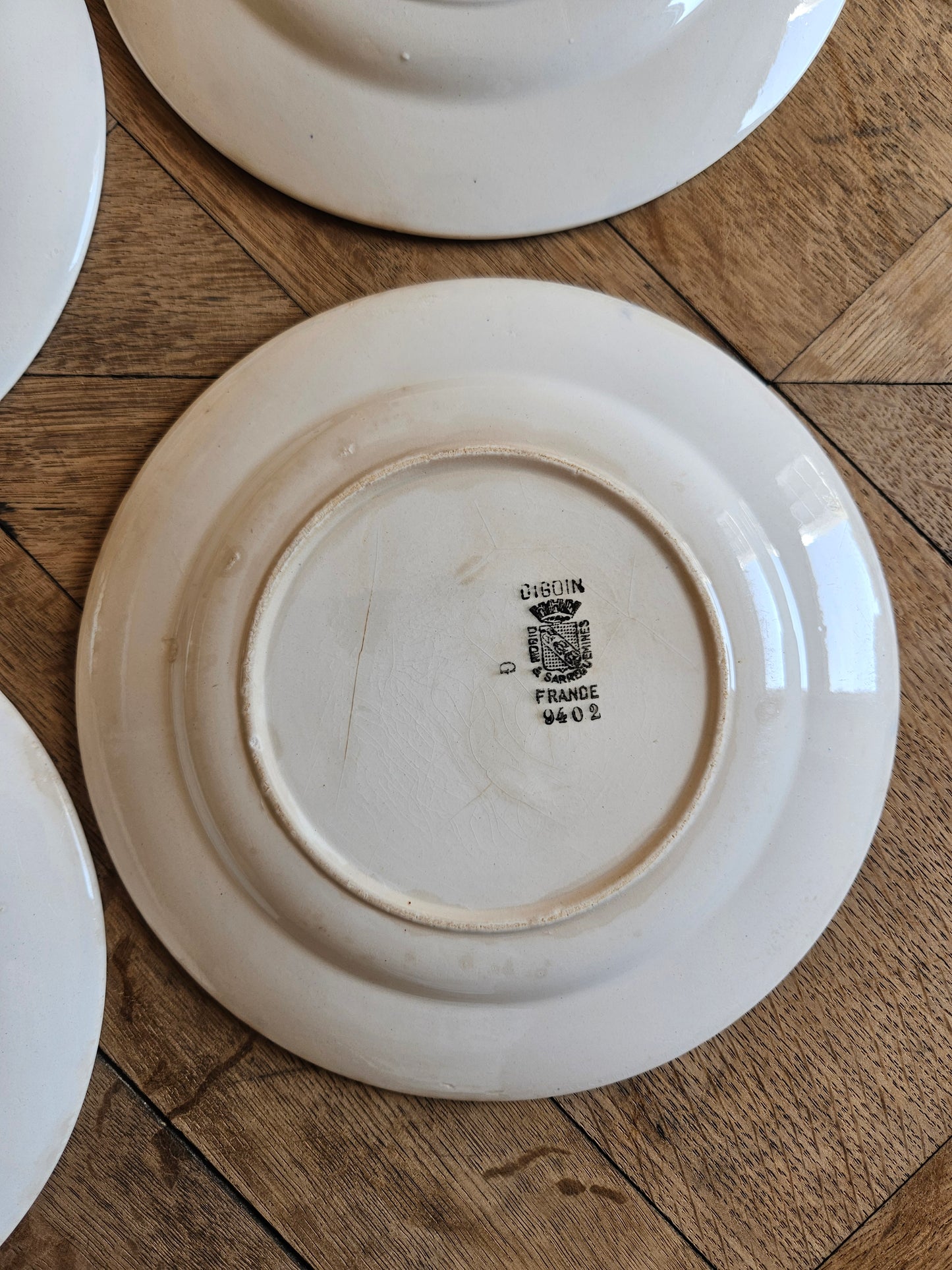 Assiettes à dessert Digoin, décor basque