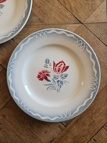 Assiettes plates dépareillées Digoin
