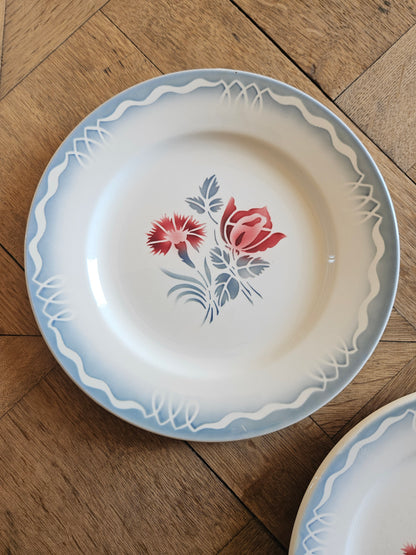 Assiettes plates dépareillées Digoin