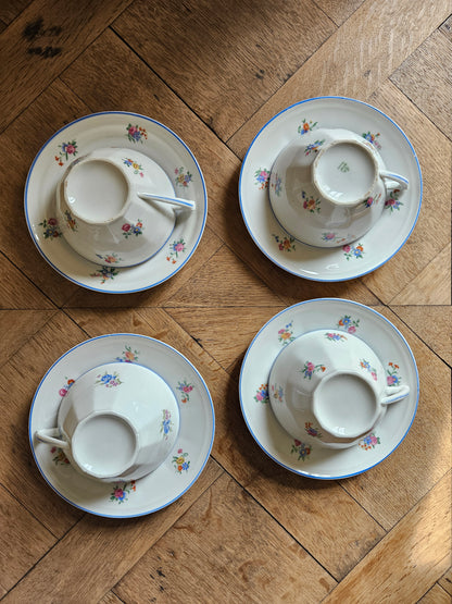 4 grandes tasses vintage porcelaine fleurie