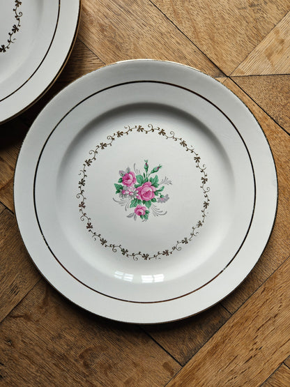 Assiettes plates dépareillées "Anémones"