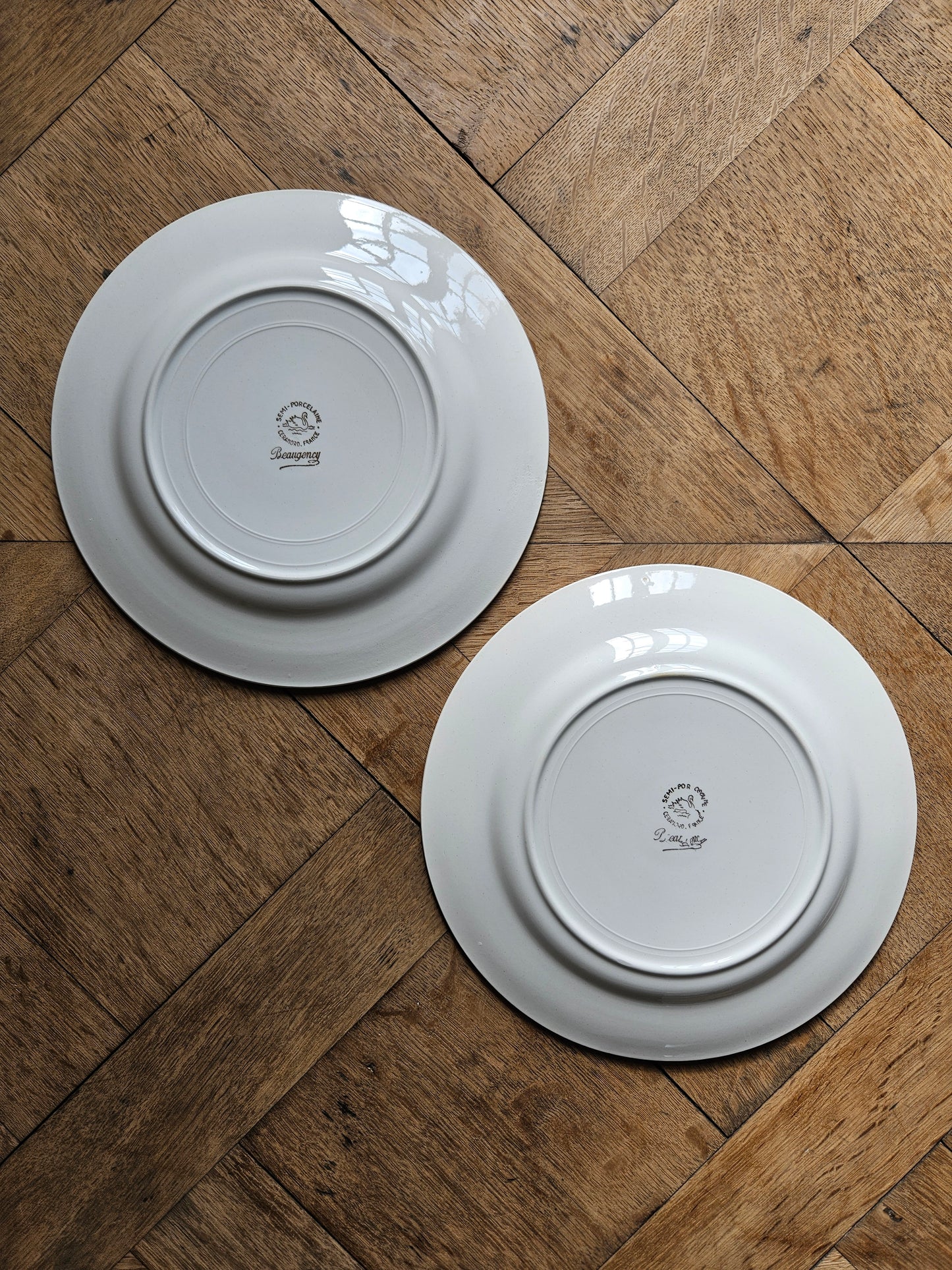 Assiettes plates dépareillées "Beaugency"