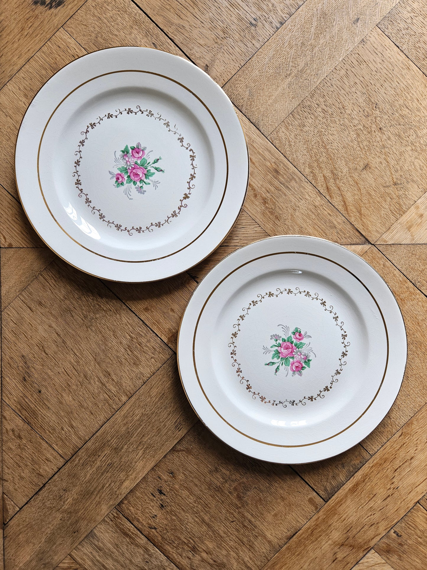Assiettes plates dépareillées "Beaugency"